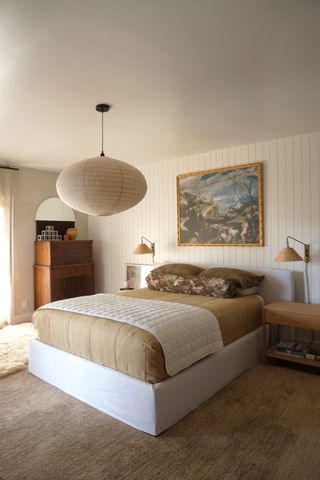 Minimalist bedroom with farmhouse style