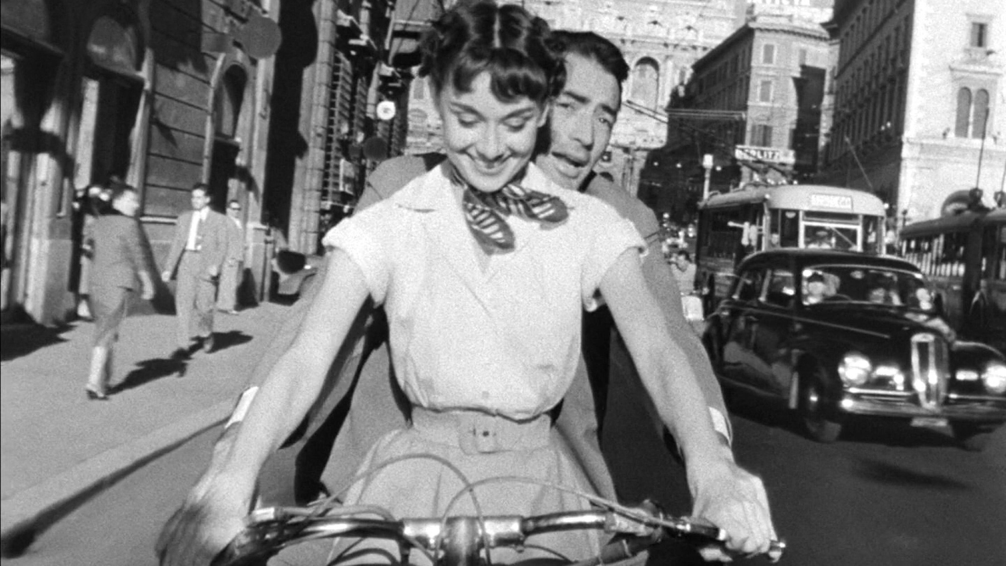 Audrey Hepburn and Gregory Peck star in 'Roman Holiday' (1953)