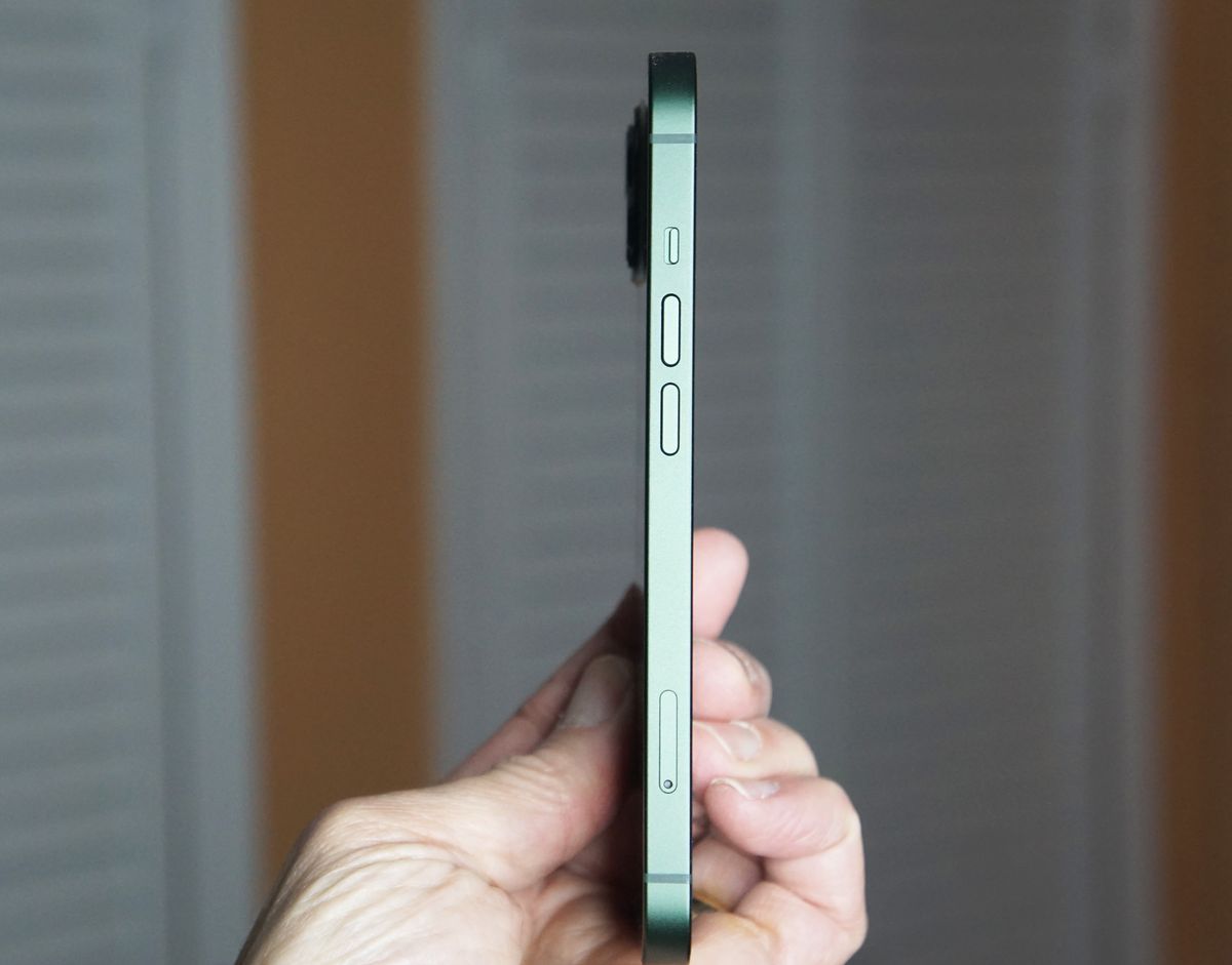 Apple iPhone 13 Green