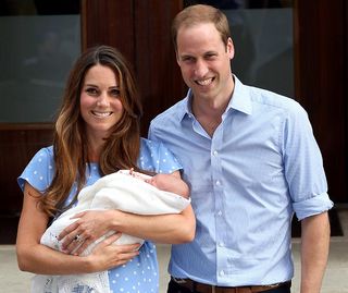 Prince William, Duke of Cambridge and Catherine, Duchess of Cambridge, depart The Lindo Wing with their newborn son at St Mary's Hospital on July 23, 2013 in London, England. The Duchess of Cambridge yesterday gave birth to a boy at 16.24 BST and weighing 8lb 6oz, with Prince William at her side. The baby, as yet unnamed, is third in line to the throne and becomes the Prince of Cambridge. (Photo by Chris Jackson/Getty Images)