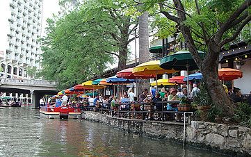 2. River Walk: San Antonio, Tex.