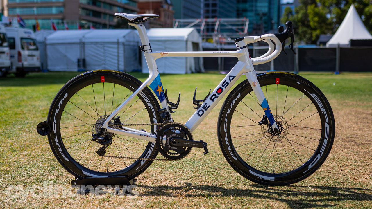 Elia Viviani Pro Bike