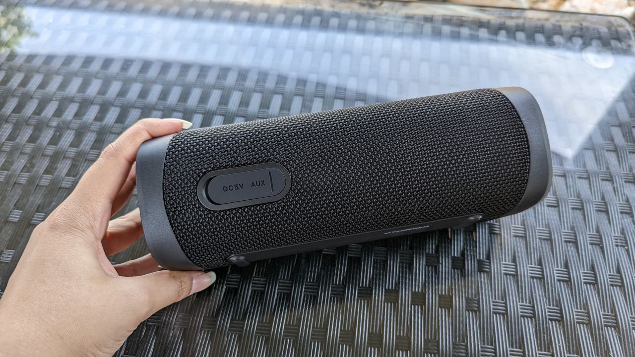 EarFun UBOOM L Bluetooth speaker