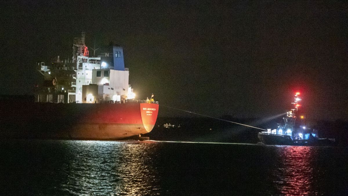 Everything you need to know about the ‘hijacked’ Isle of Wight tanker ...