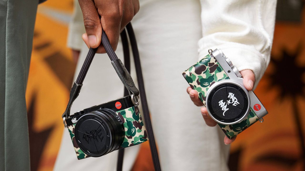 Leica D-Lux 7 “A BATHING APE® X STASH” Limited Edition