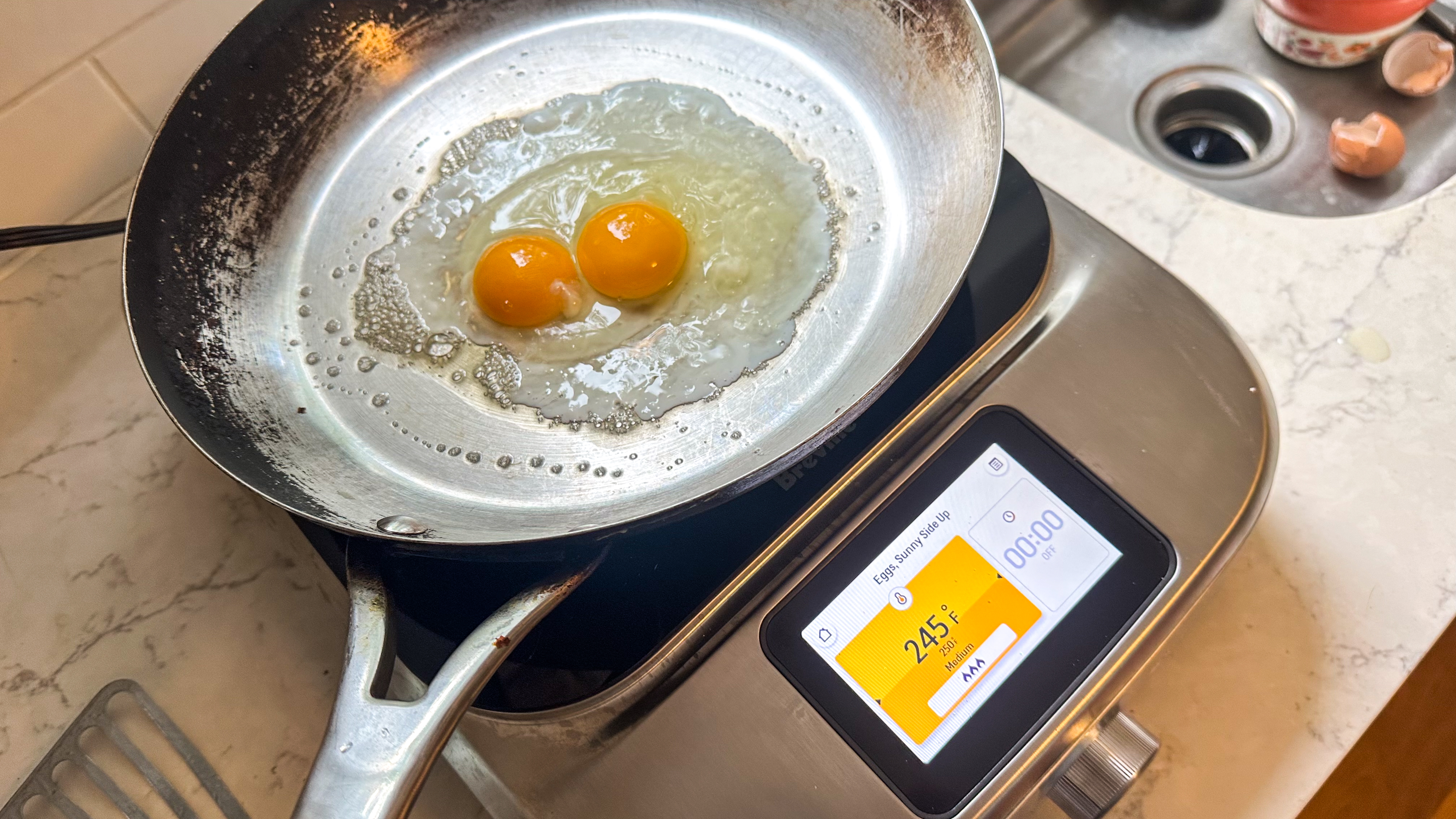 Cooking eggs on the Breville Control Freak induction cooktop