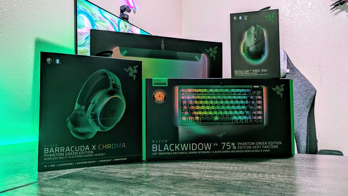 Image of the Razer Phantom Green Collection.