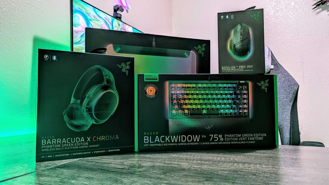 Image of the Razer Phantom Green Collection.