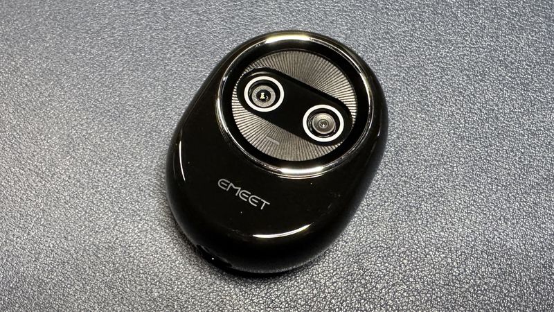 Emeet Piko