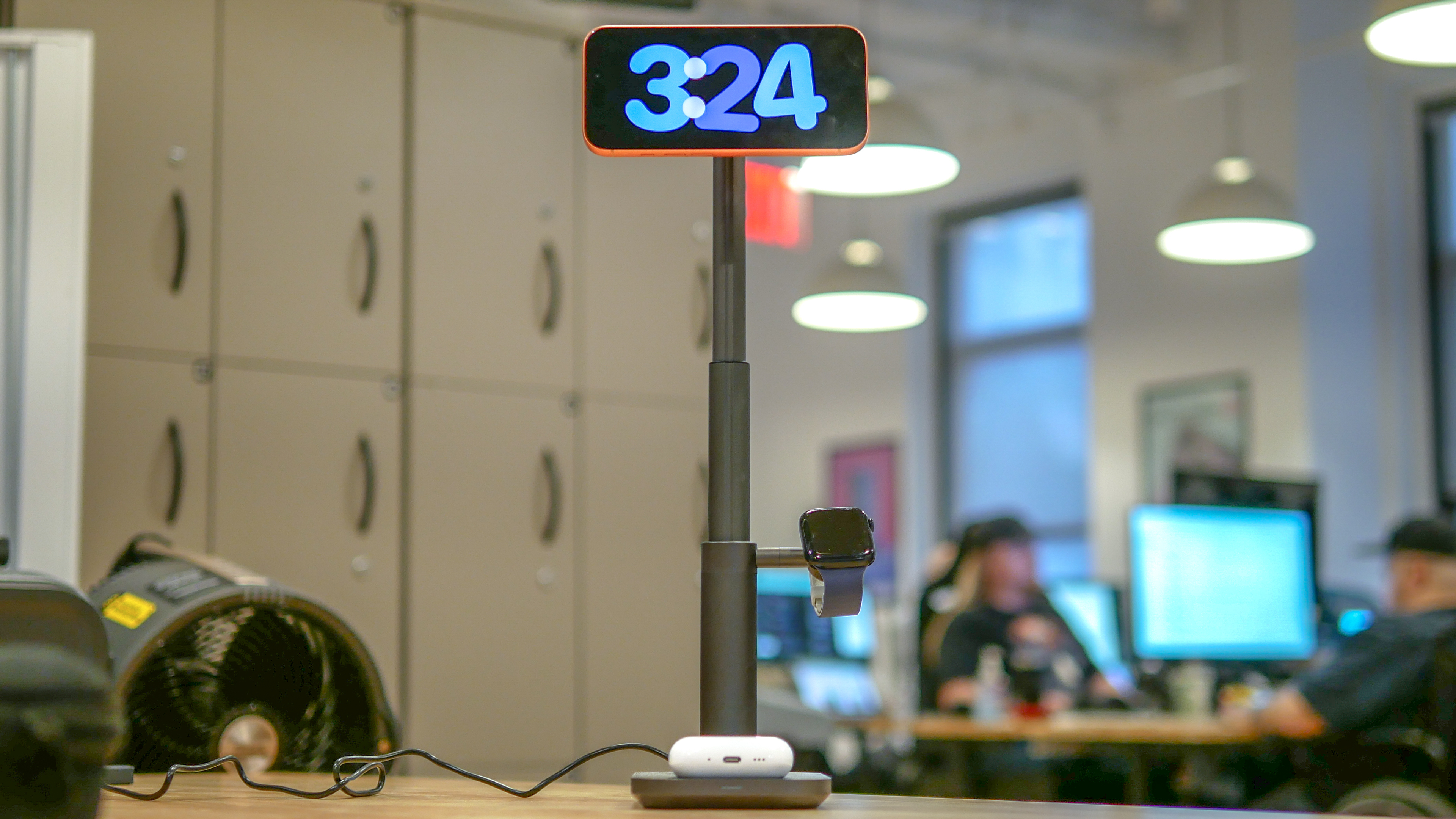 Mophie 3-in-1 Extendable MagSafe Stand.