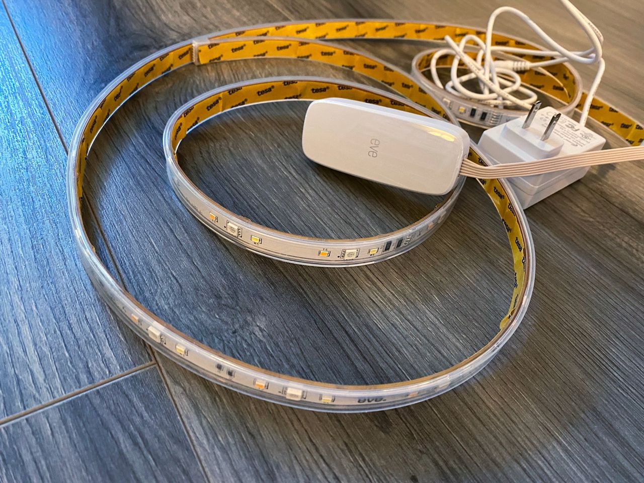 Eve Light Strip Review Unboxing