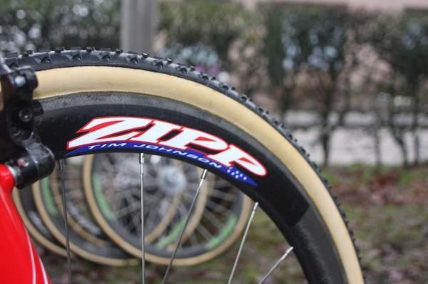 The custom Zipp decals feature a star to commemorate each national title Johnson has won.