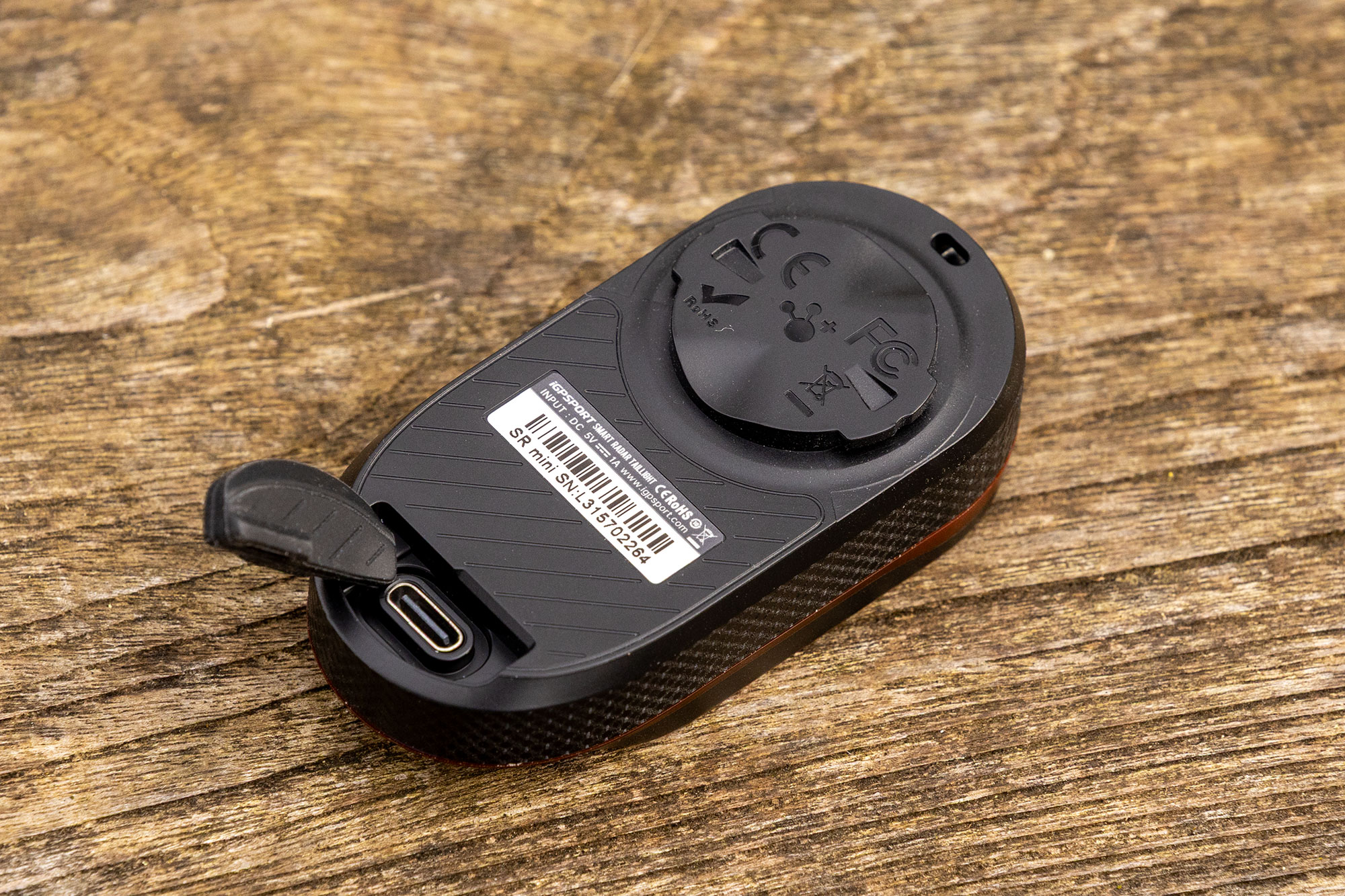 The rear panel of the iGPSport SR Mini, showing USB-C port