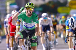 Mark Cavendish wins stage 13 of the 2021 Tour de France in Carcassonne to equal the Eddy Merckx record for stage wins