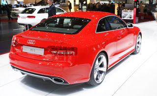 Backside of red Audi RS5