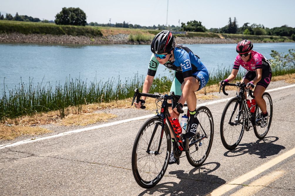 Whitney Allison (Hagens Berman-Supermint) leads BePink's Lisa Morzenti in the break on stage 1 of the 2018 Amgen Women's Race