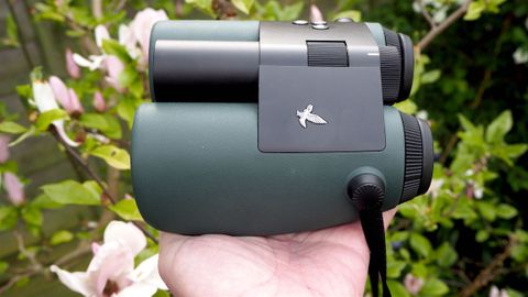 Swarovski Optik AX Visio 10x32 Binoculars Review: These Great AI Smarts ...