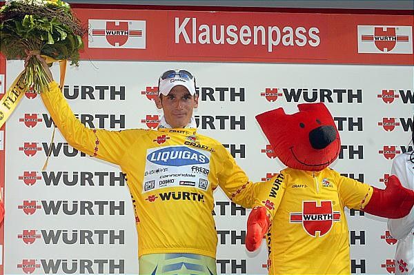 Two yellow jerseys on the podium!