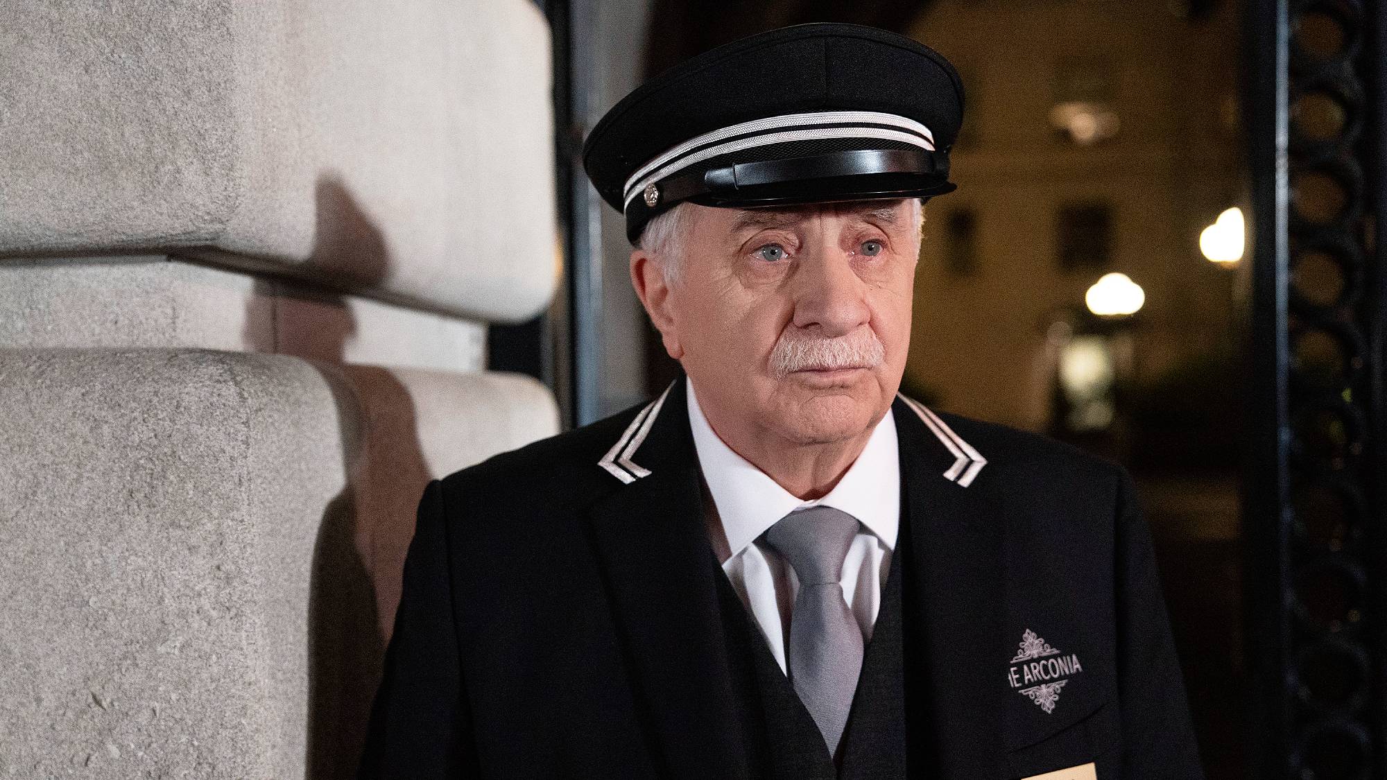 Teddy Coluca as Lester in &quot;Only Murders in the Building&quot; season 5