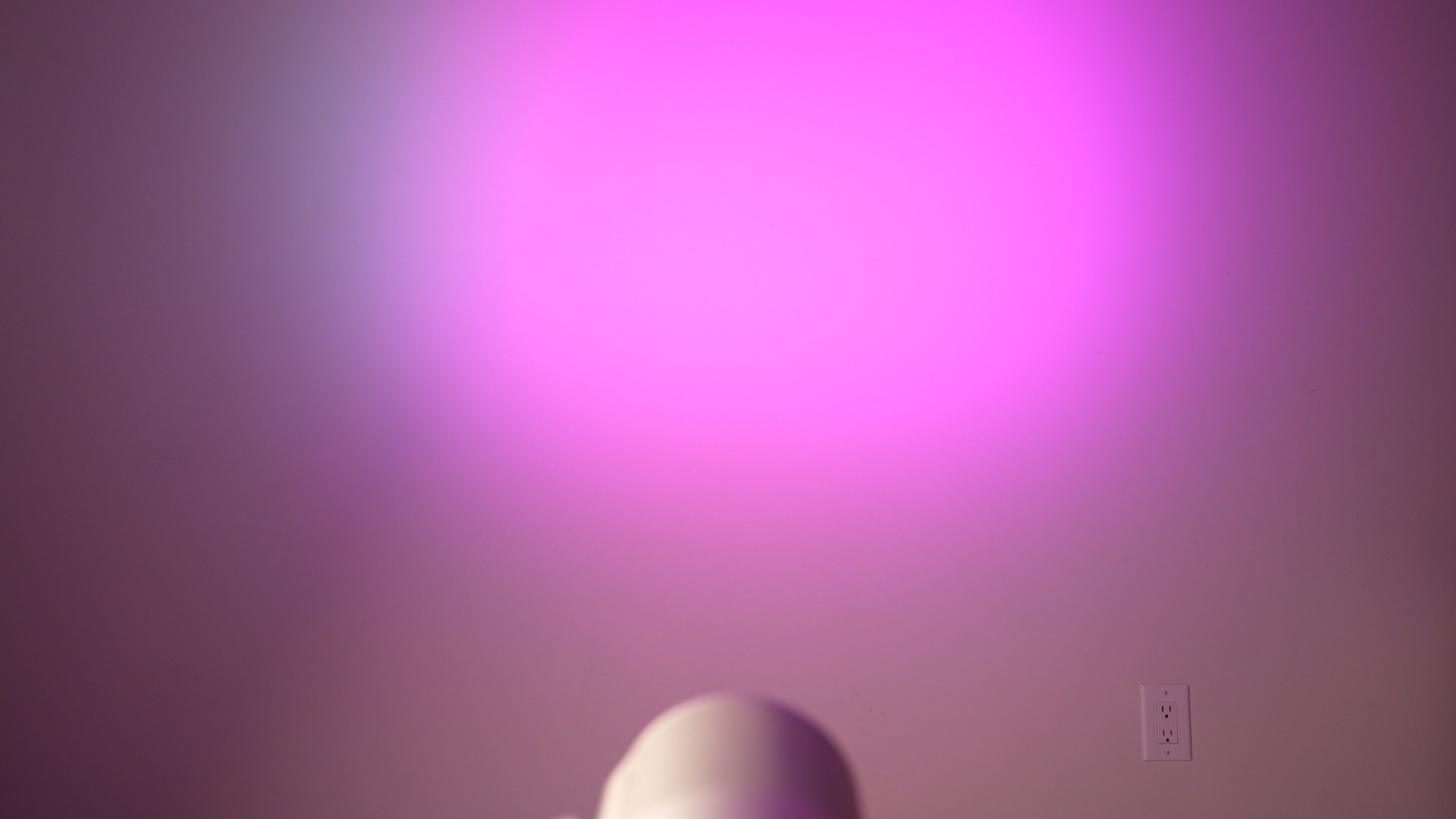XGIMI MoGo 4 Laser - Dreamscape lens filter on wall