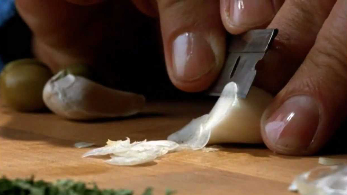 Slicing the garlic in Goodfellas