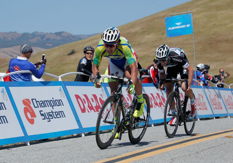 Peter Sagan (Tinkoff-Saxo) beats Julian Alaphilippe (Etixx-Quick Step) to second place