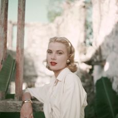 An old colour photo of Grace Kelly