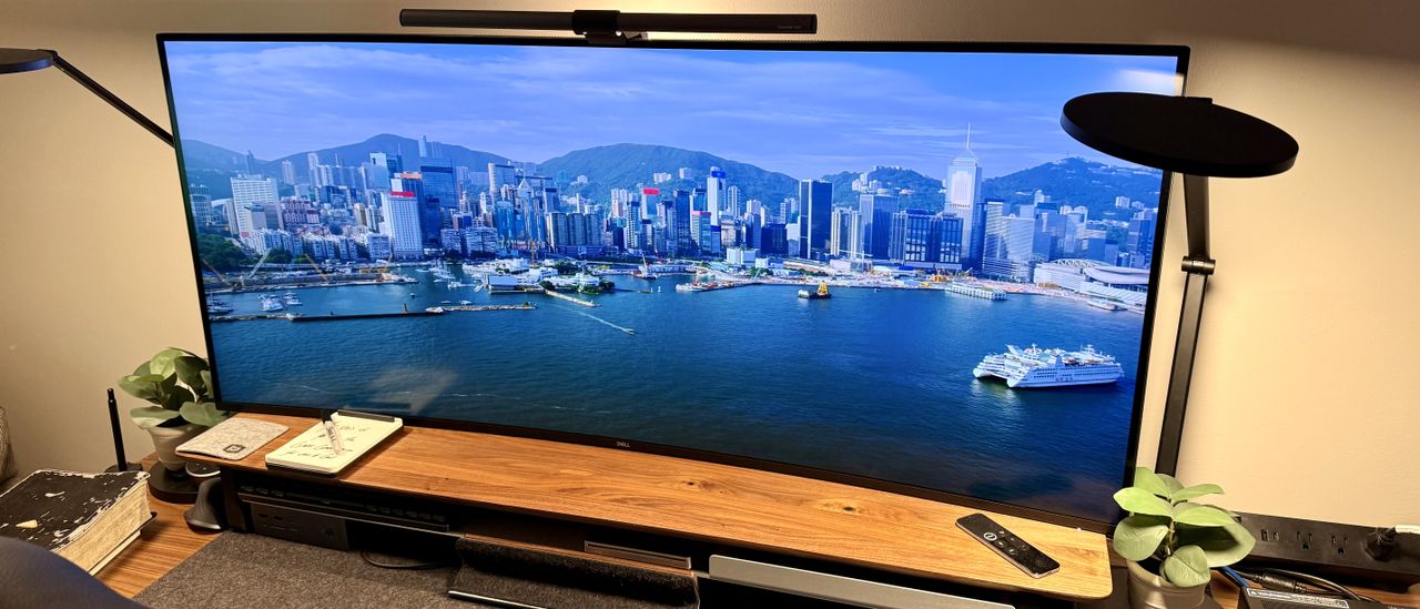 Dell UltraSharp 52-inch Thunderbolt Hub Monitor