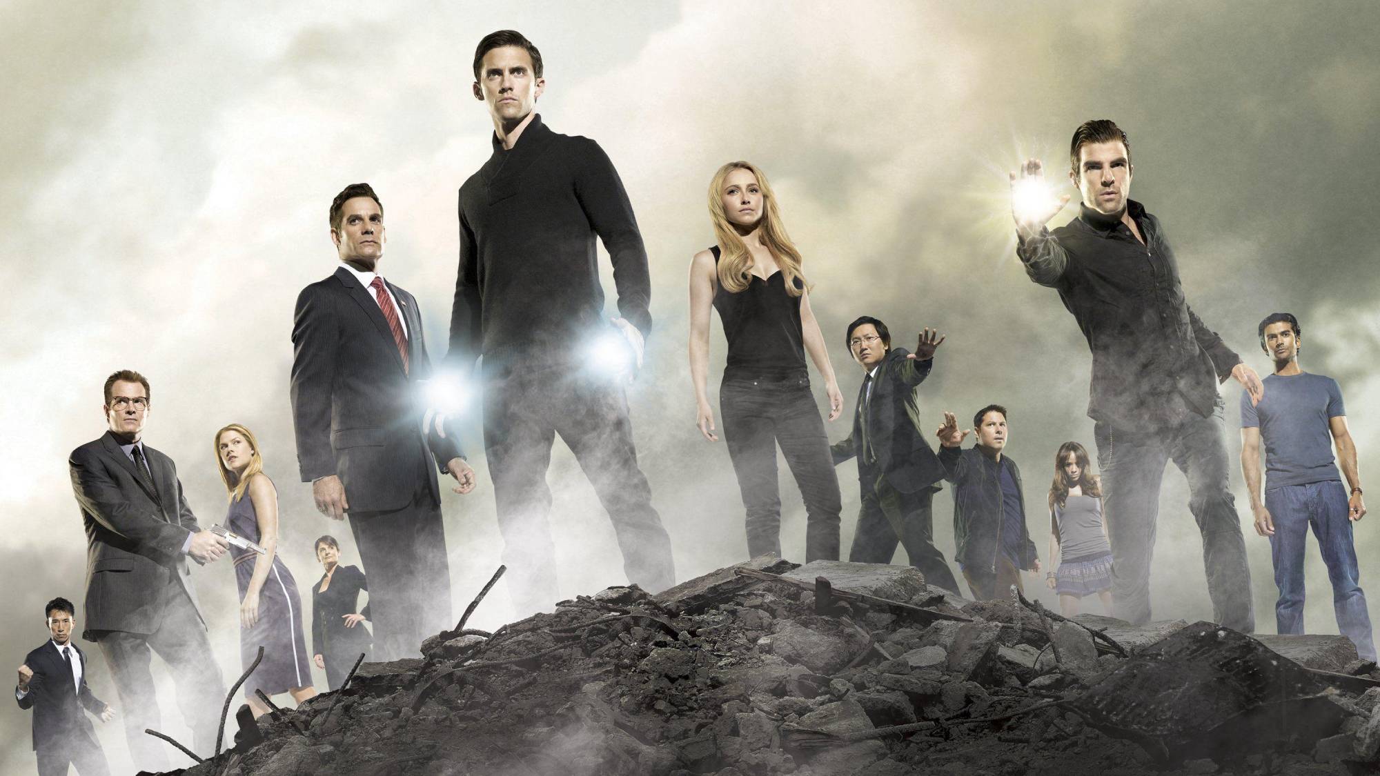 The main cast of Heroes in a promotional image