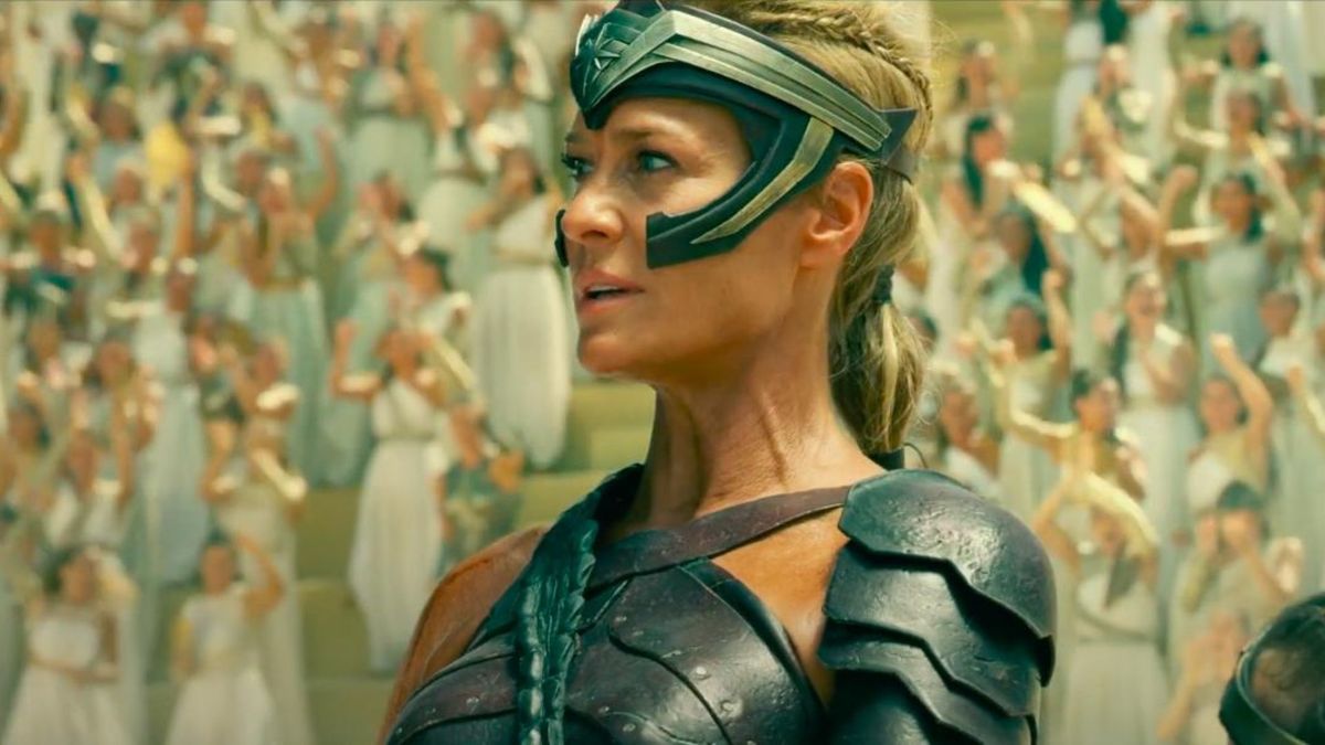 Robin Wright as Antiope in WW 1984