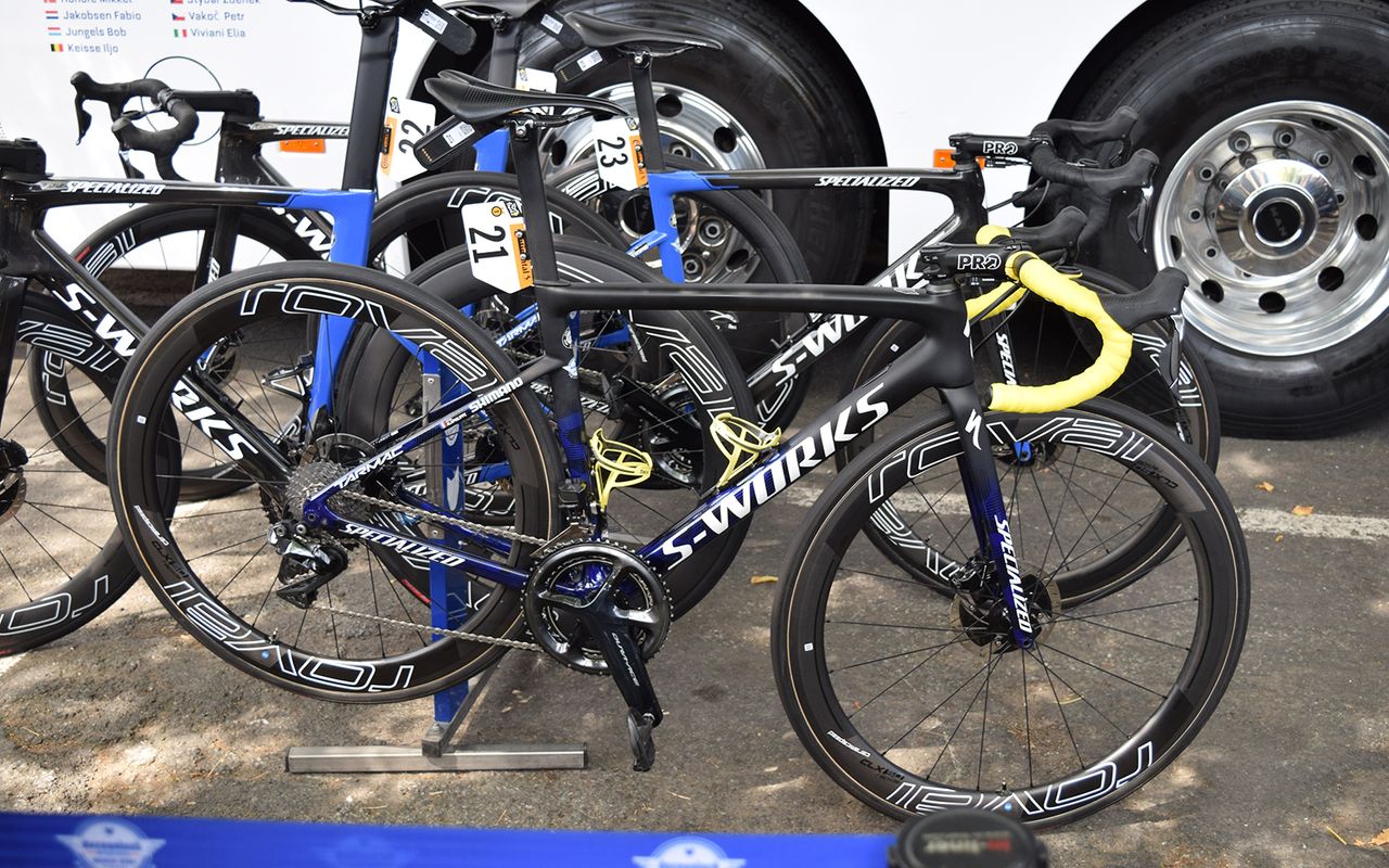 Julian Alaphilippe's custom painted S-Works Tarmac Disc features special yellow accessories to celebrate his yellow jersey