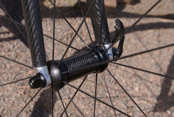 There's more carbon to be found in the front hub shell&hellip;
