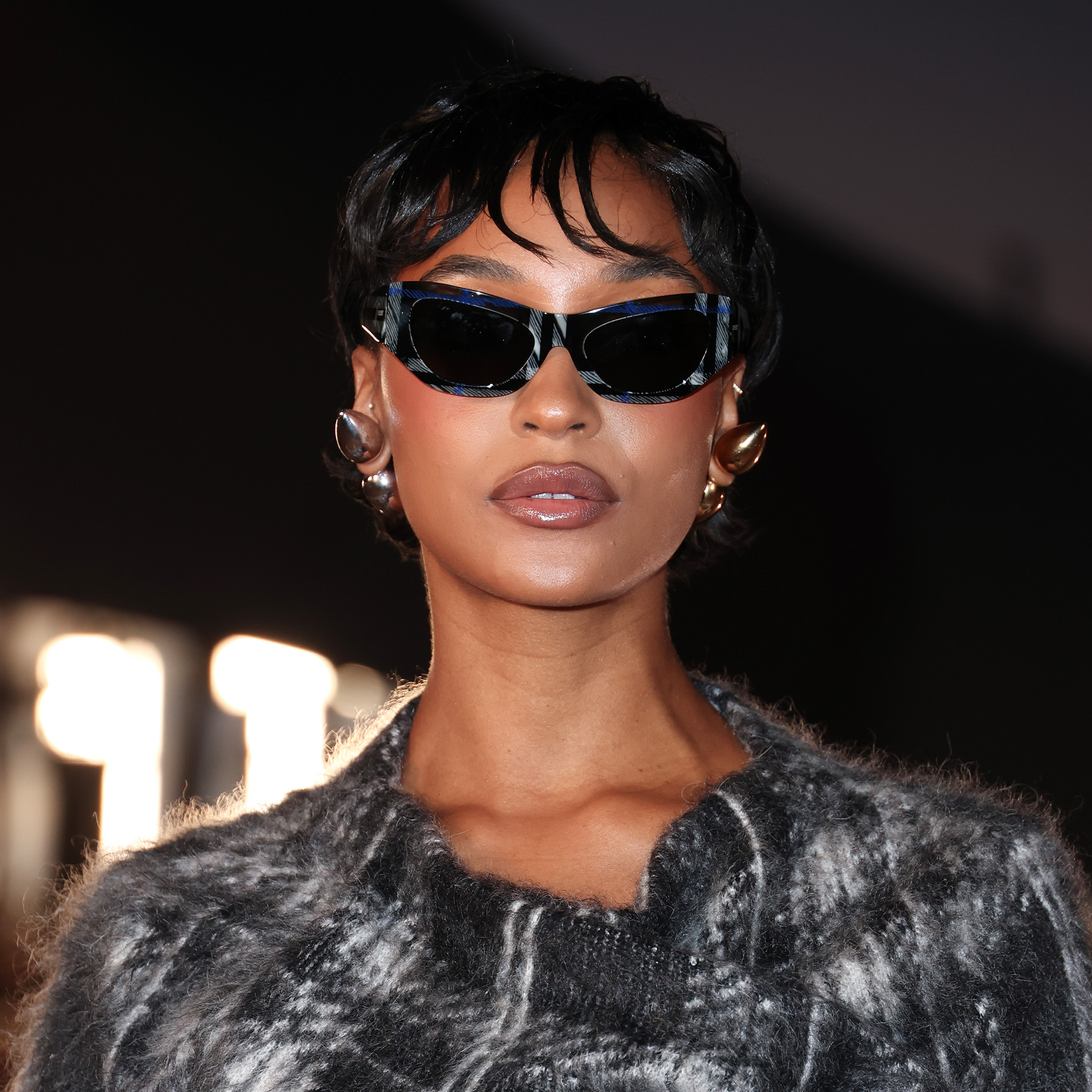 Jourdan Dunn attends the Burberry show during London Fashion Week September 2025 wearing a relaxed pixie cut