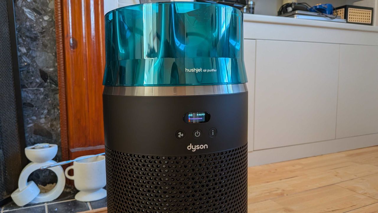 Dyson HushJet Air Purifier air quality readings