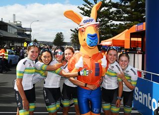 BRIGHTON AUSTRALIA JANUARY 17 A general view of Maeve Plouffe of Australia Alli Anderson of Australia Nicole Frain of Australia Alyssa Polites of Australia Lauren Bates of Australia Emily Dixon of Australia and ARA Australian Cycling Team and Kangaroo mascot pose for a photograph prior to the 9th Santos Womens Tour Down Under 2025 Stage 1 a 101 9km stage from Brighton to Snapper Point UCIWWT on January 17 2025 in Brighton Australia Photo by Dario BelingheriGetty Images