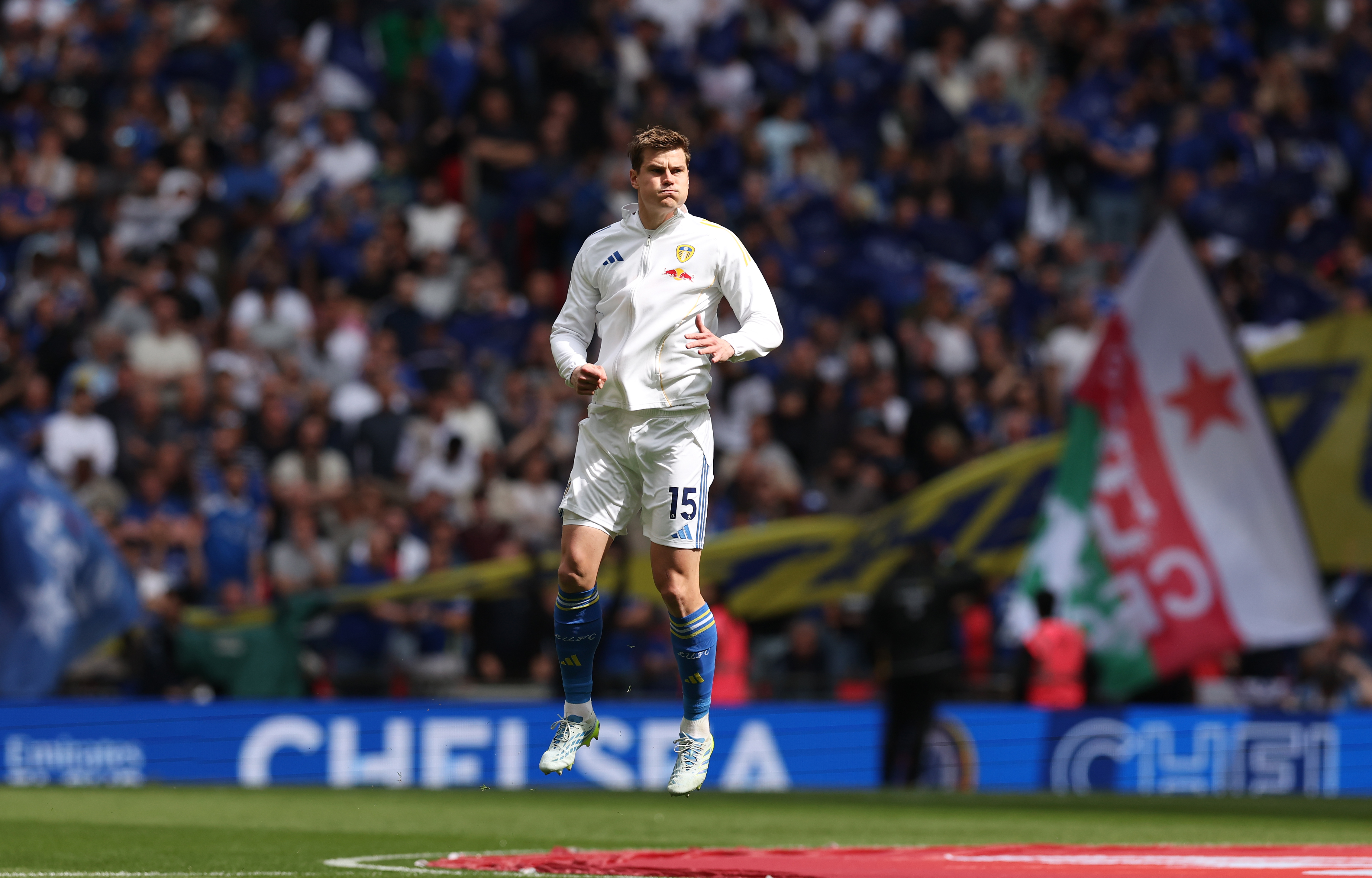 LONDON, ENGLAND - APRIL 26: Leeds United's Jaka Bijol prior to the match during the Emirates FA Cup Semi Final match between Chelsea and Leeds United  on April 26, 2026 in London, England. (Photo by Rob Newell - CameraSport via Getty Images)
