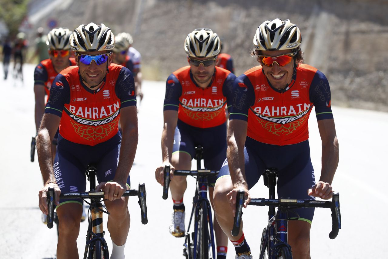 Vincenzo Nibali takes a spin with his Bahrain-Merida teammates