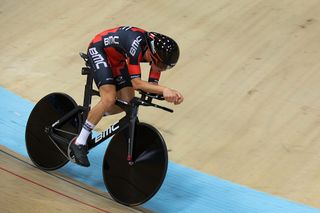 Rohan Dennis en route to his 2015 Hour Record of 52.491km