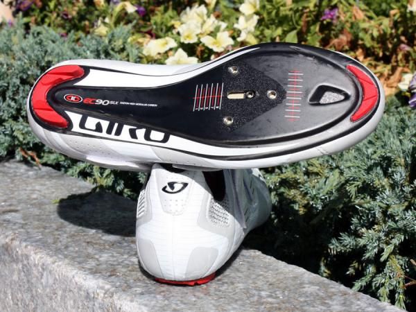 According to Giro, each Easton EC90 SLX carbon plate must weigh within 3g of the target figure before being built into a Prolight SLX shoe.