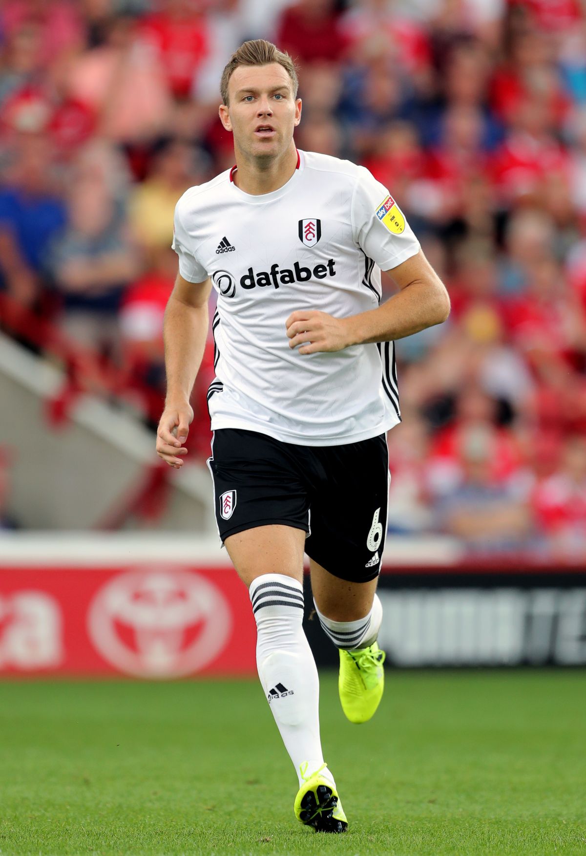 Barnsley v Fulham – Sky Bet Championship – Oakwell