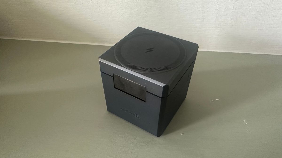 Anker 3-in-1 Cube with MagSafe review: The Tesseract of charging stands ...