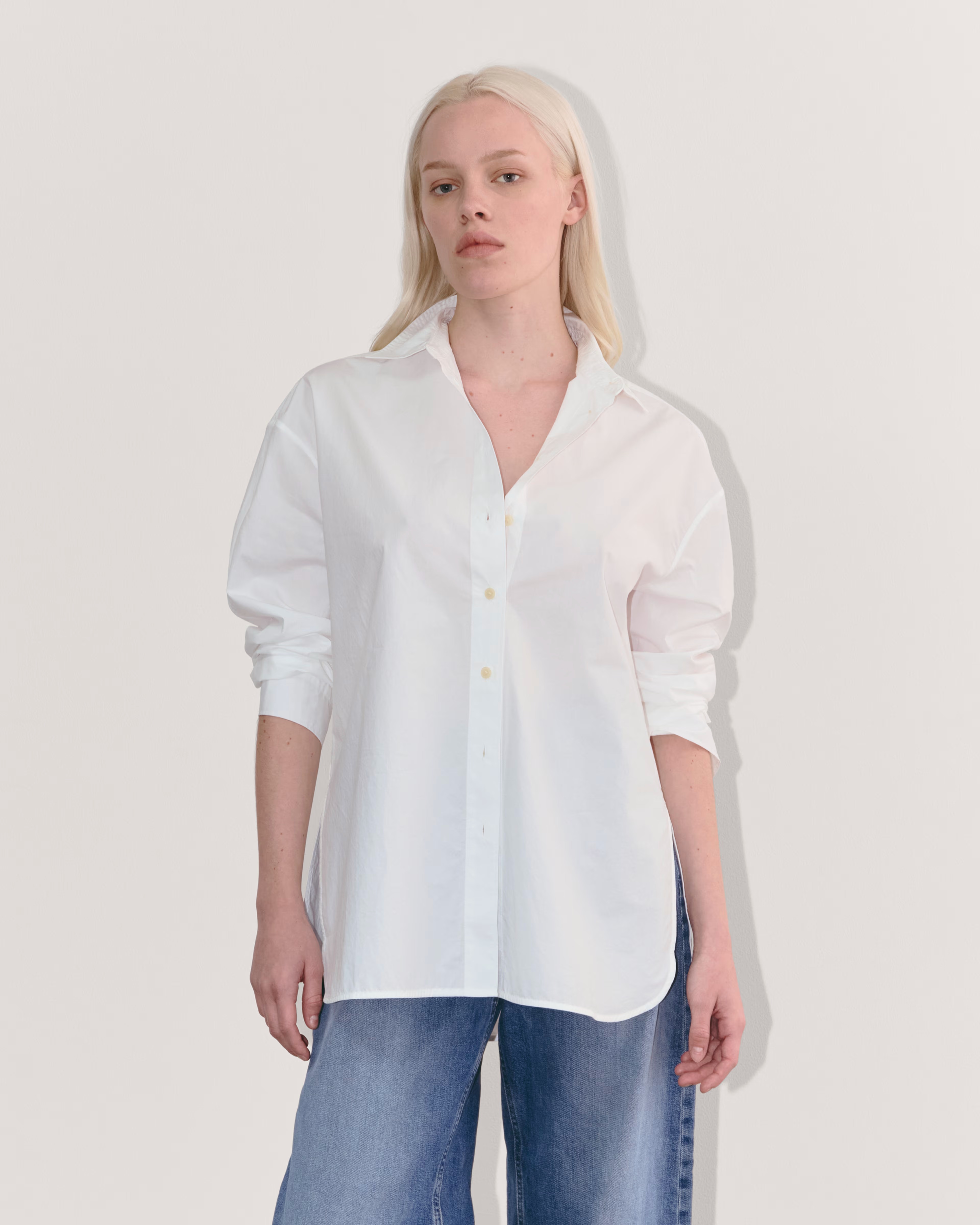 Everlane The Boyfriend Shirt in Ultrasoft Cotton