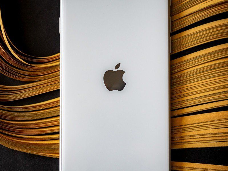 iPhone SE 2020 review