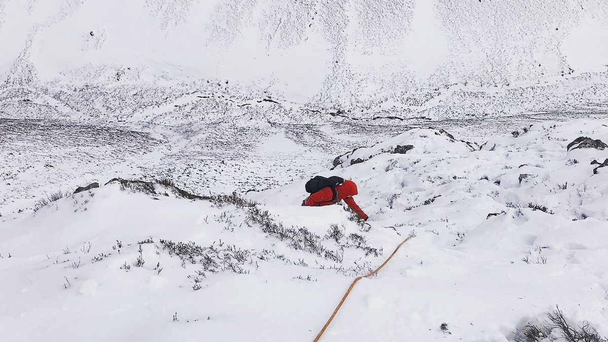 Petzl Glacier ice axe review Advnture