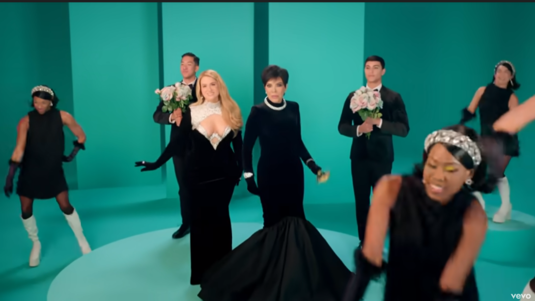 Kris Jenner in Meghan Trainor&#039;s &#039;Mother&#039; video