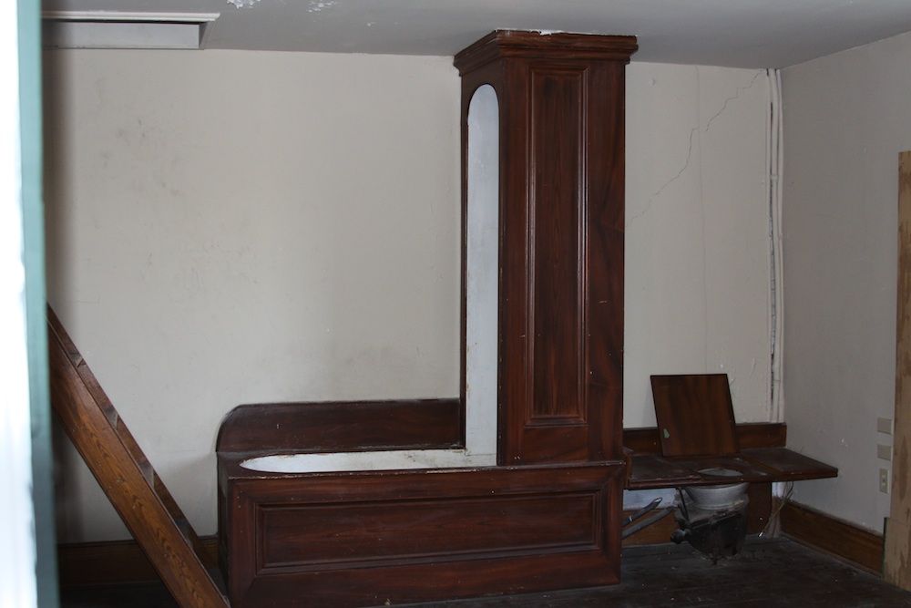 Lavatory Luxury Images of an 1850s Bathroom Live Science