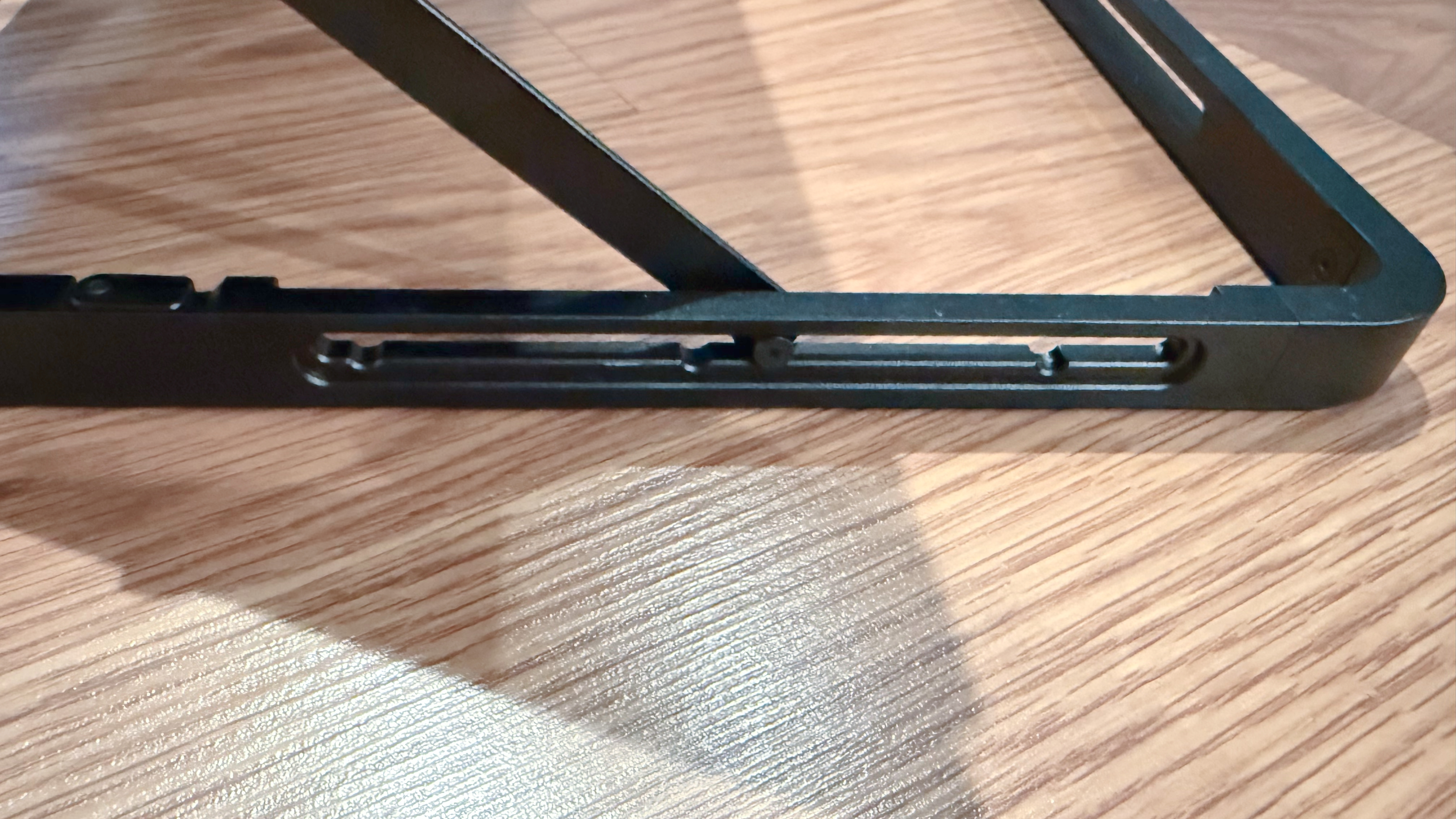 Aura Triple Aero 15.6 Pro Max