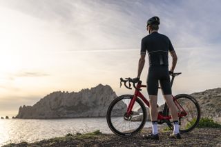 Mavic launches new sub-£1000 Cosmic S 42 carbon wheelset 