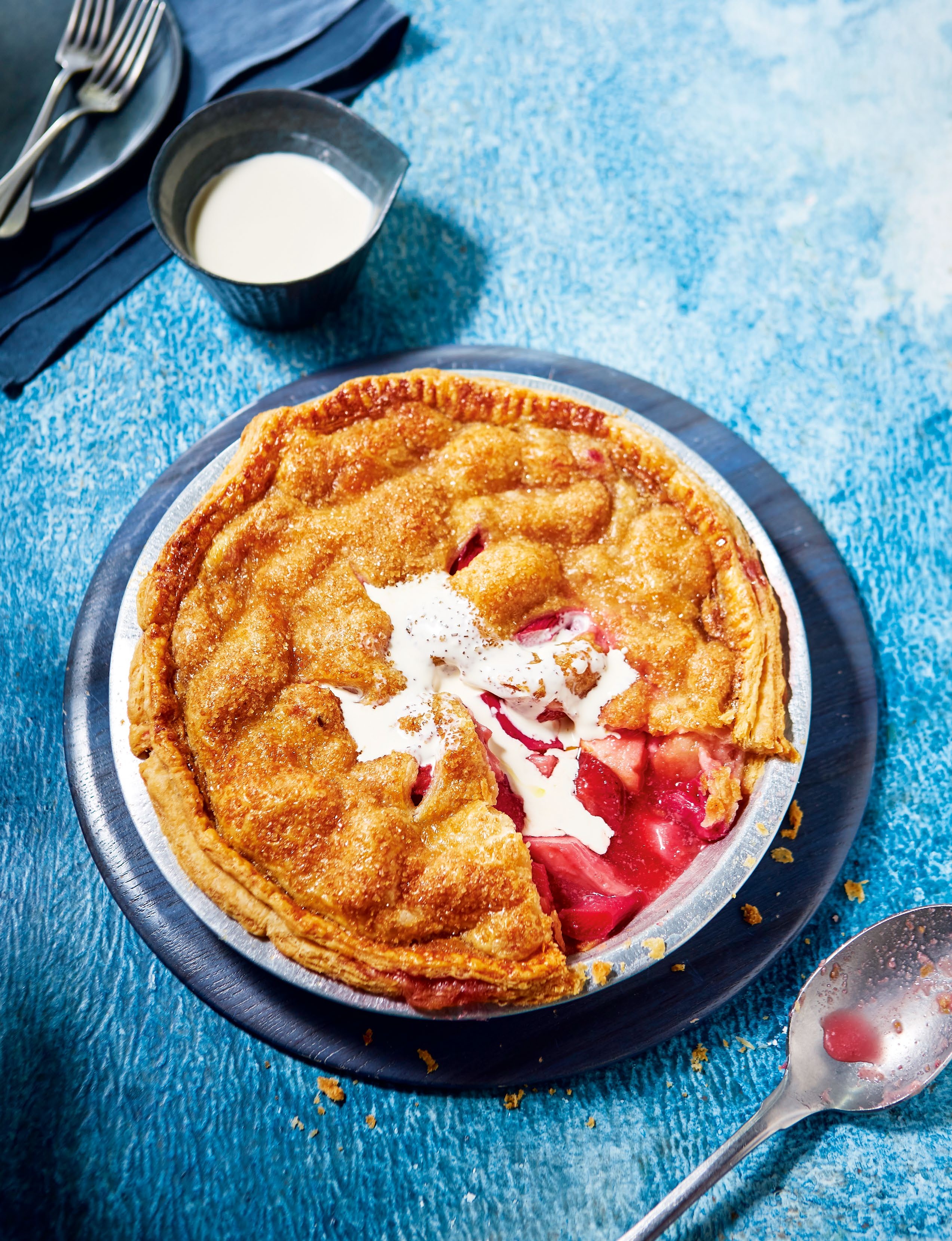 Strawberry and rhubarb pie