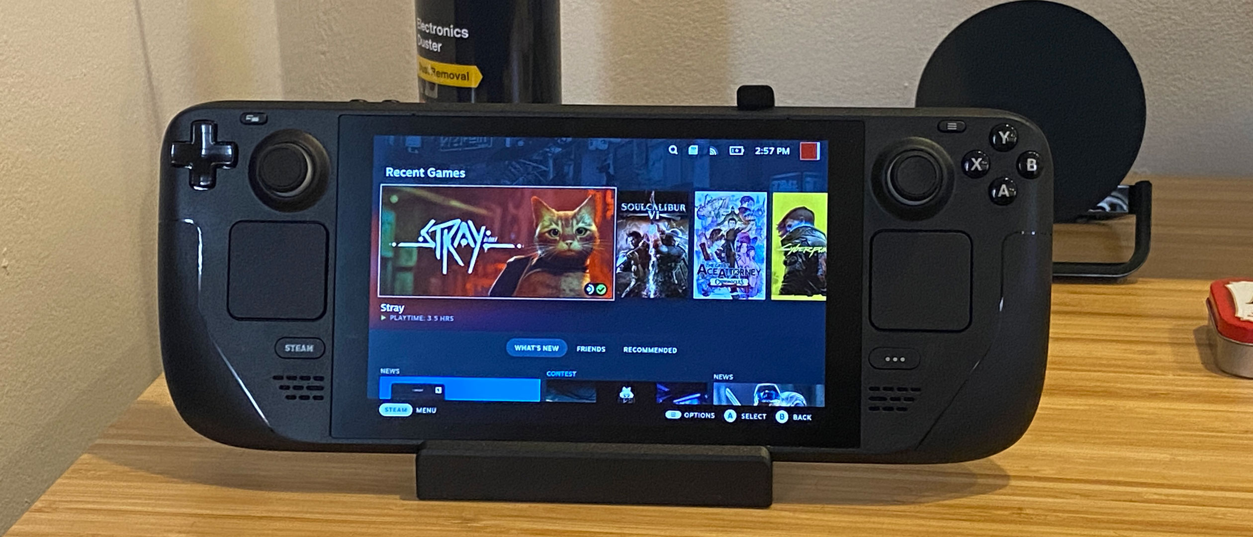 Best Steam Deck Dock Alternatives - GamersDirector